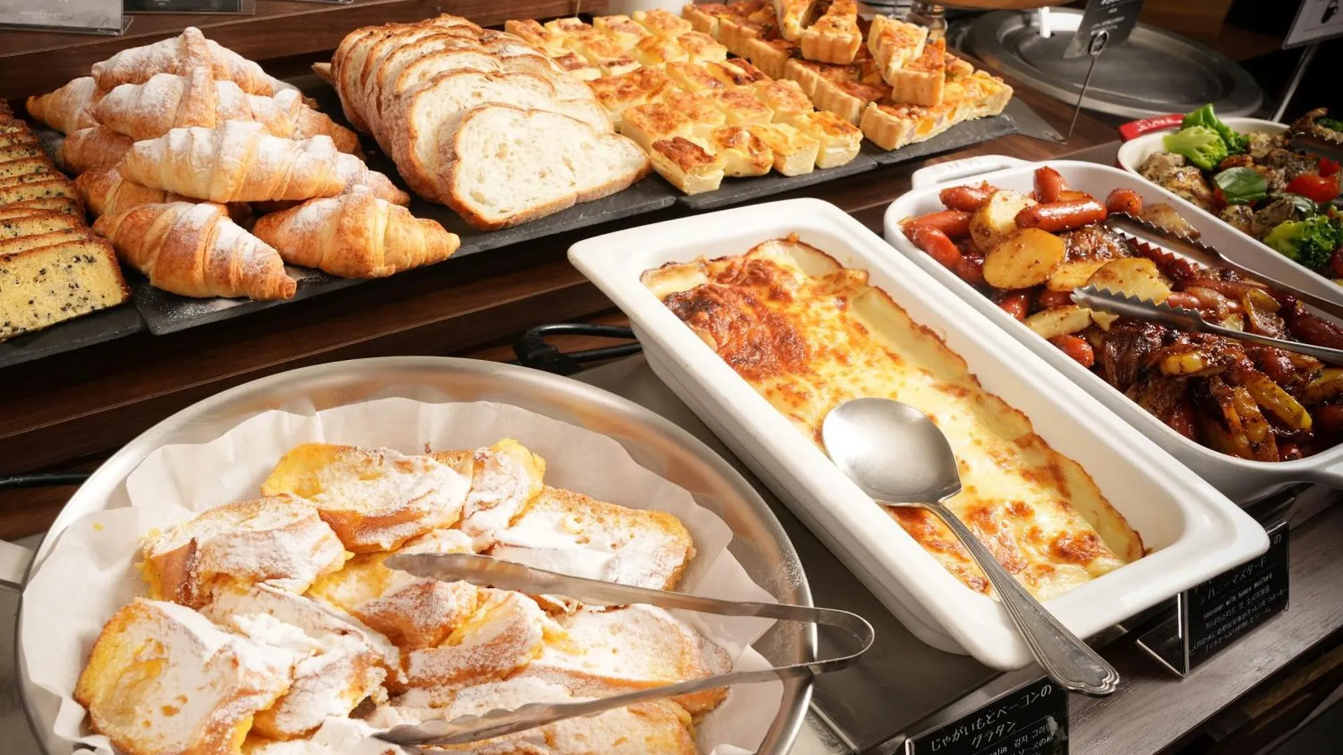 The Breakfast Hotel Fukuoka Tenjin 3*,